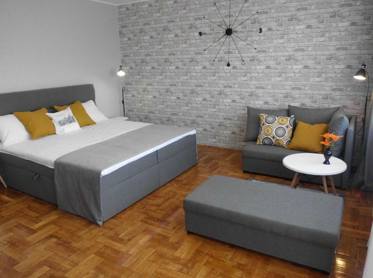 Ares Apartments Przemyśl Εξωτερικό φωτογραφία
